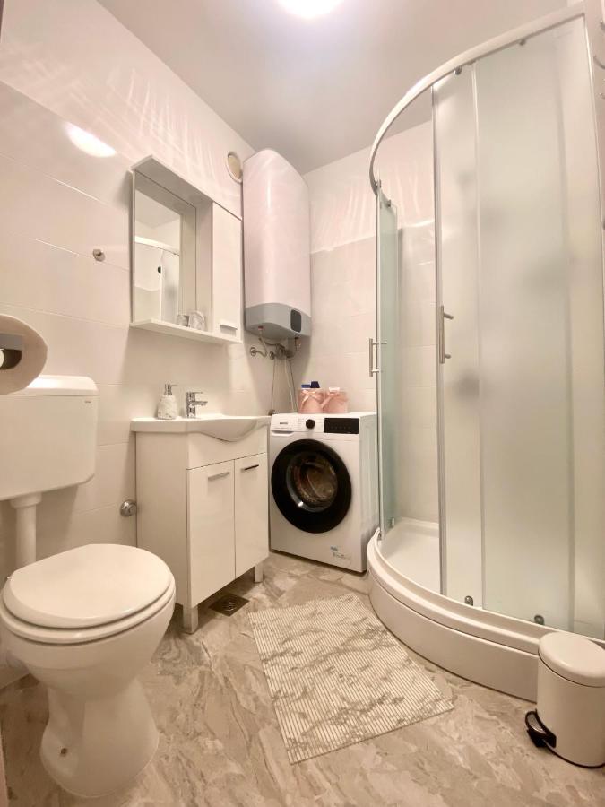 Ema Apartment Pula Ngoại thất bức ảnh